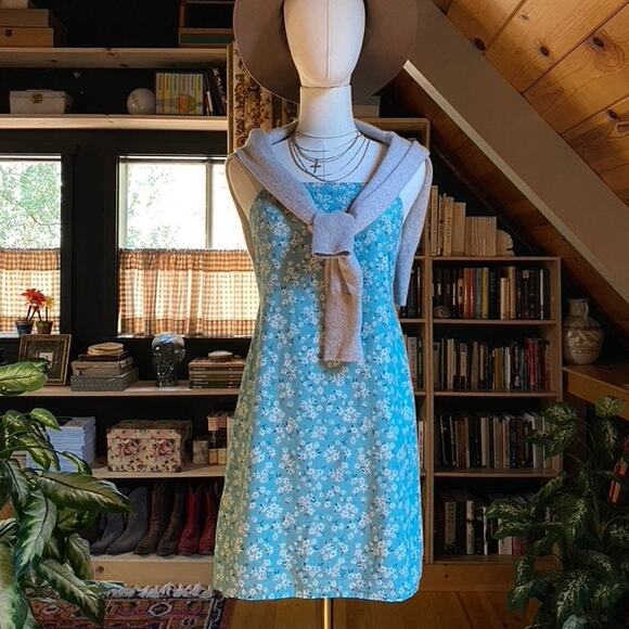 American Eagle Outfitters Dresses & Skirts - American Eagle Dress Floral Blue Green